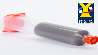 錫膏廠家是怎么避免錫膏容易干燥的現(xiàn)象？